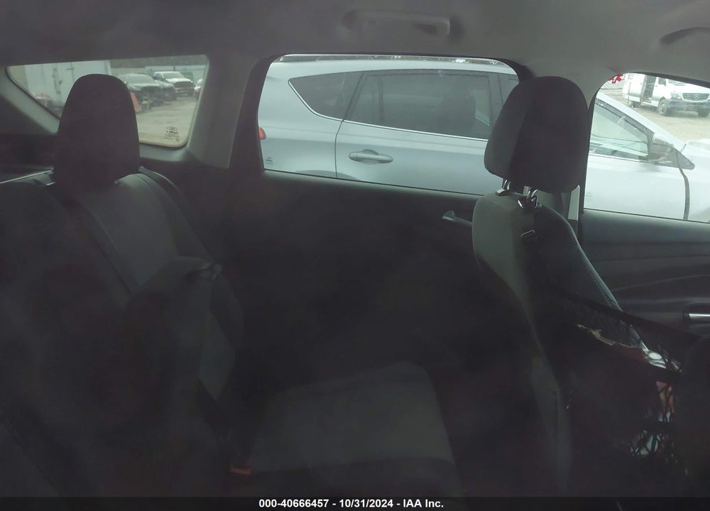 2016 FORD ESCAPE VIN: 1FMCU0G92GUA42609