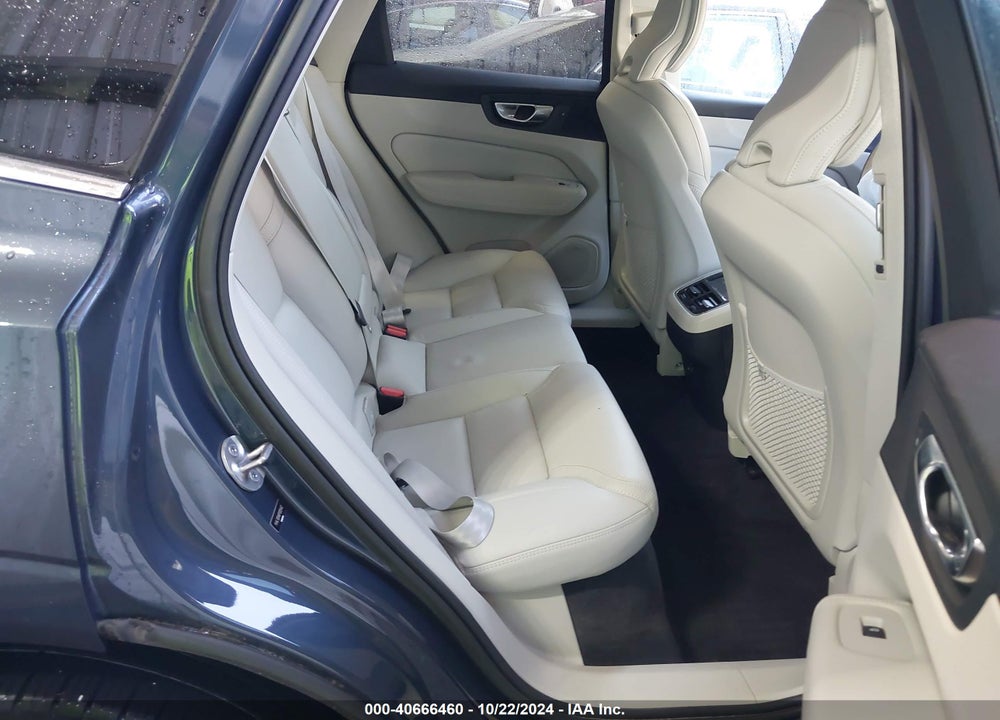 2023 VOLVO XC60 B5 ULTIMATE BRIGHT THEME VIN: YV4L12DA6P1205462