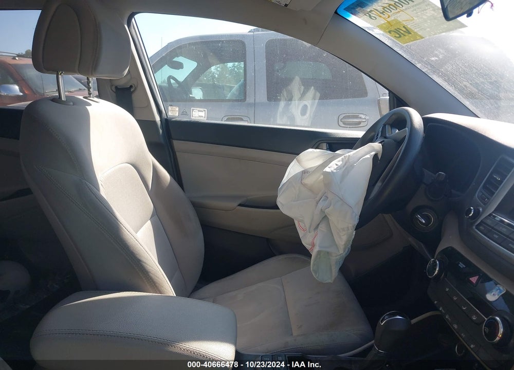 2018 HYUNDAI TUCSON SEL VIN: KM8J3CA49JU754096