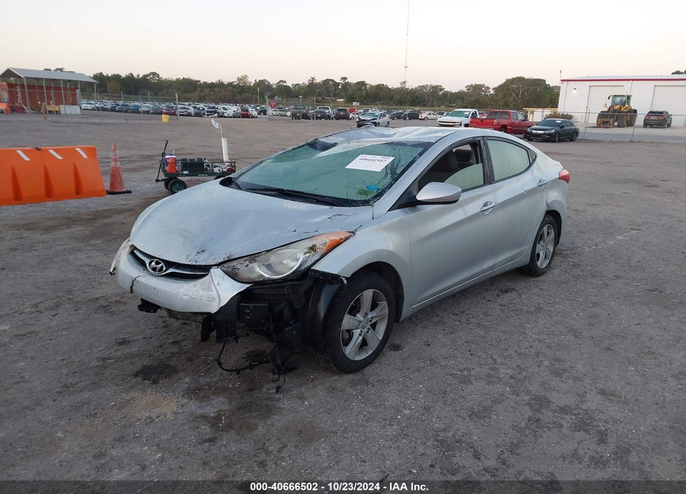 2013 HYUNDAI ELANTRA GLS VIN: KMHDH4AEXDU872983