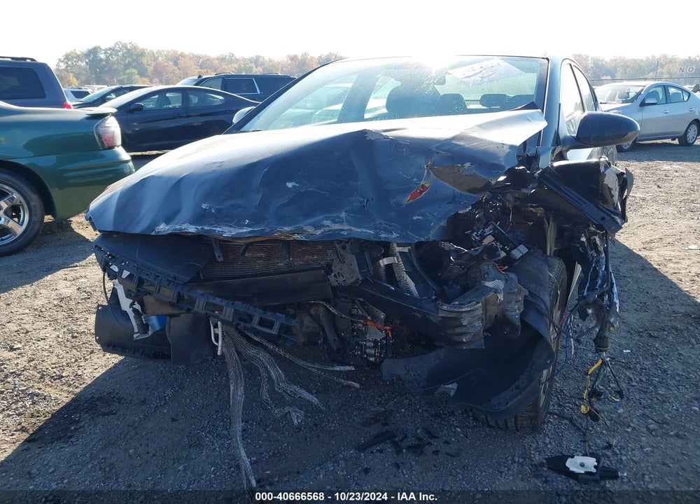 2017 HYUNDAI ELANTRA SE VIN: 5NPD84LF3HH180963