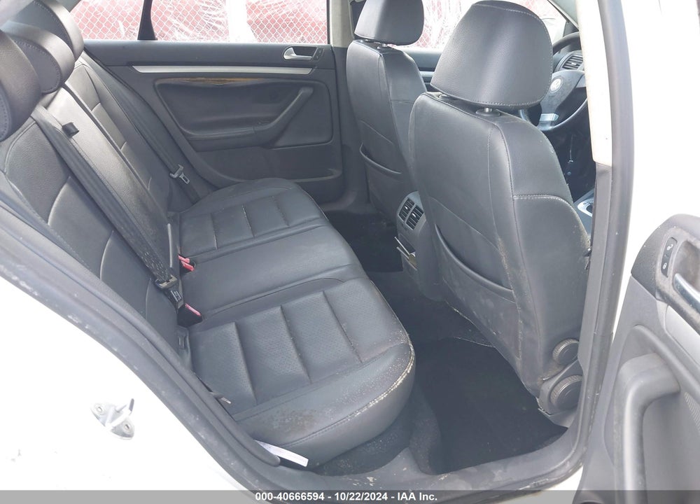2008 VOLKSWAGEN JETTA SE VIN: 3VWRZ71K98M157702