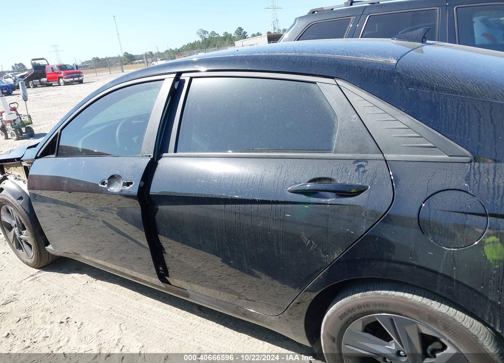 2023 HYUNDAI ELANTRA SEL VIN: KMHLM4AG4PU624158