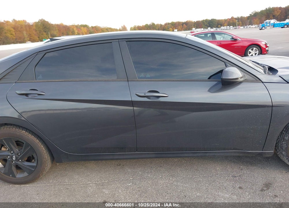2021 HYUNDAI ELANTRA SEL VIN: 5NPLM4AG9MH008207