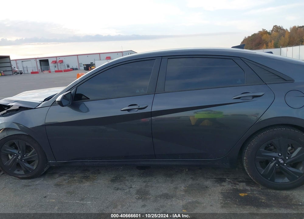 2021 HYUNDAI ELANTRA SEL VIN: 5NPLM4AG9MH008207