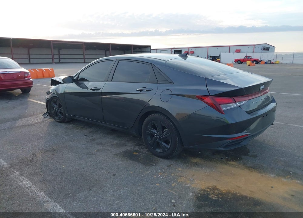 2021 HYUNDAI ELANTRA SEL VIN: 5NPLM4AG9MH008207