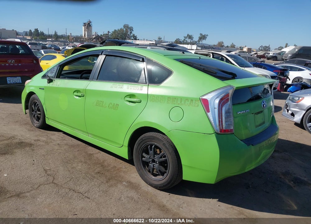 2015 TOYOTA PRIUS TWO VIN: JTDKN3DU6F0421092