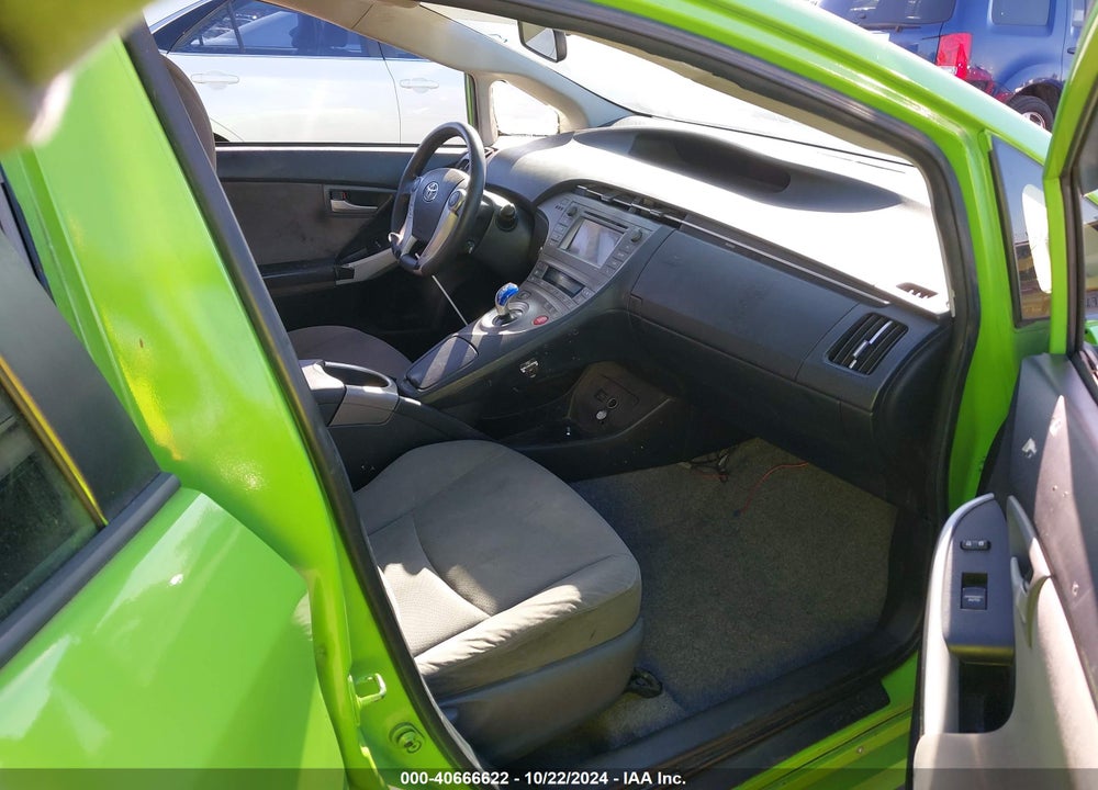 2015 TOYOTA PRIUS TWO VIN: JTDKN3DU6F0421092