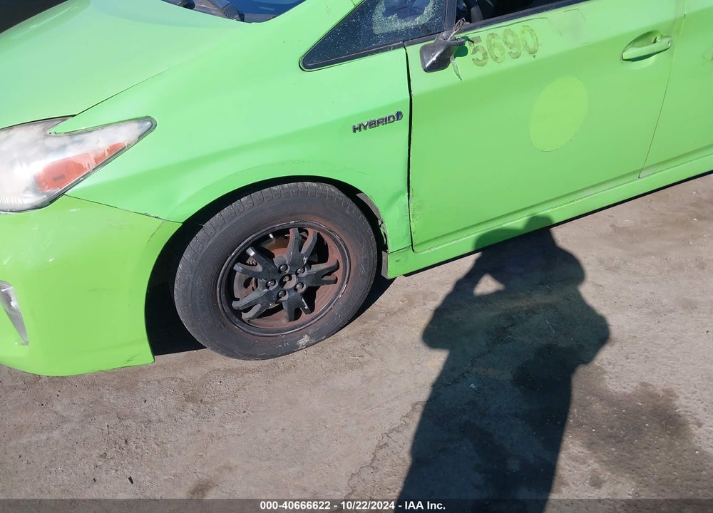 2015 TOYOTA PRIUS TWO VIN: JTDKN3DU6F0421092
