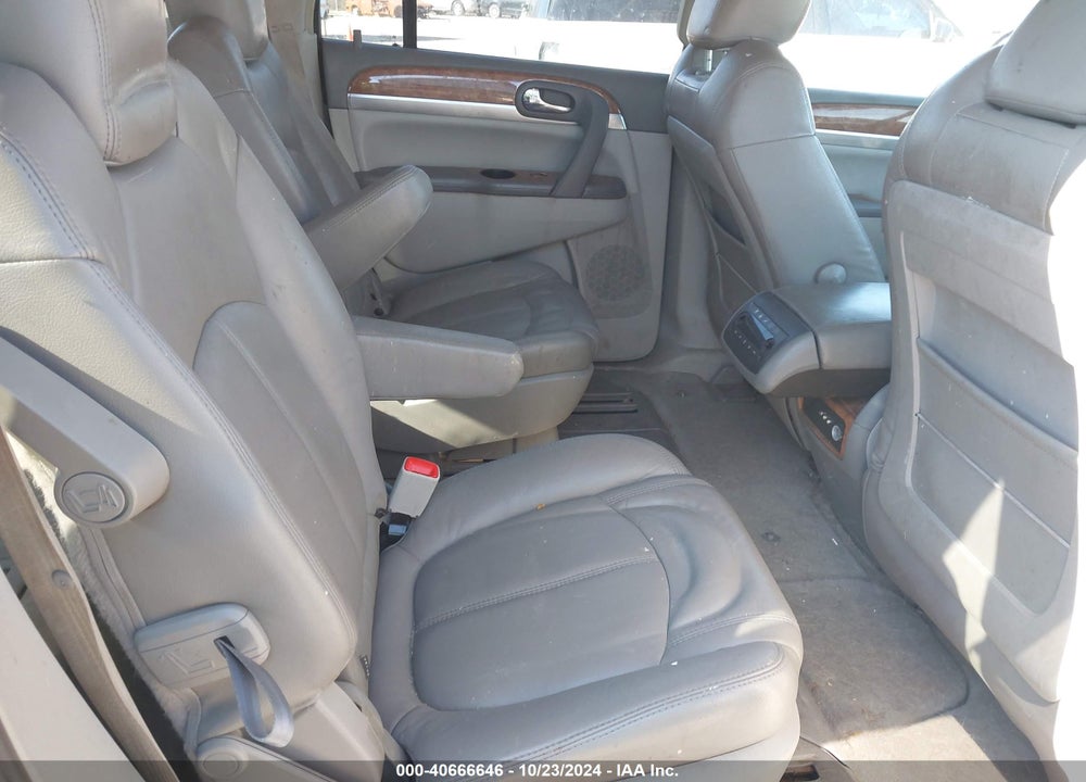 2008 BUICK ENCLAVE CX VIN: 5GAER13708J281881