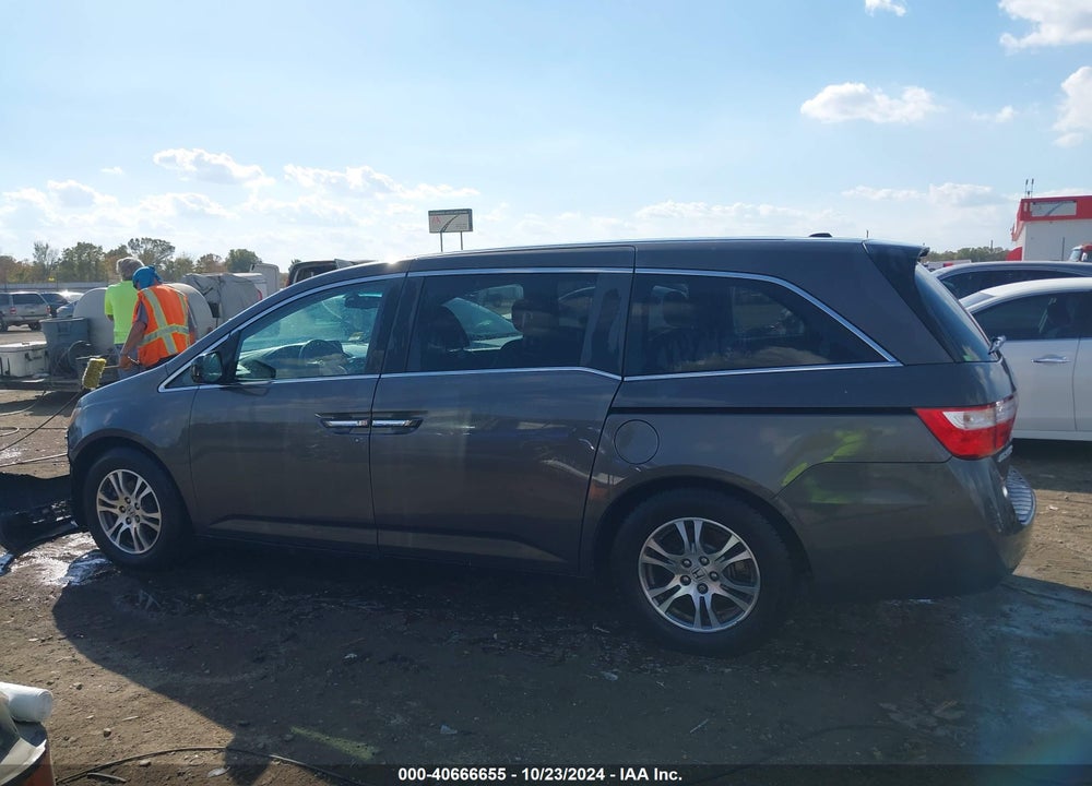2011 HONDA ODYSSEY EX-L VIN: 5FNRL5H64BB053468