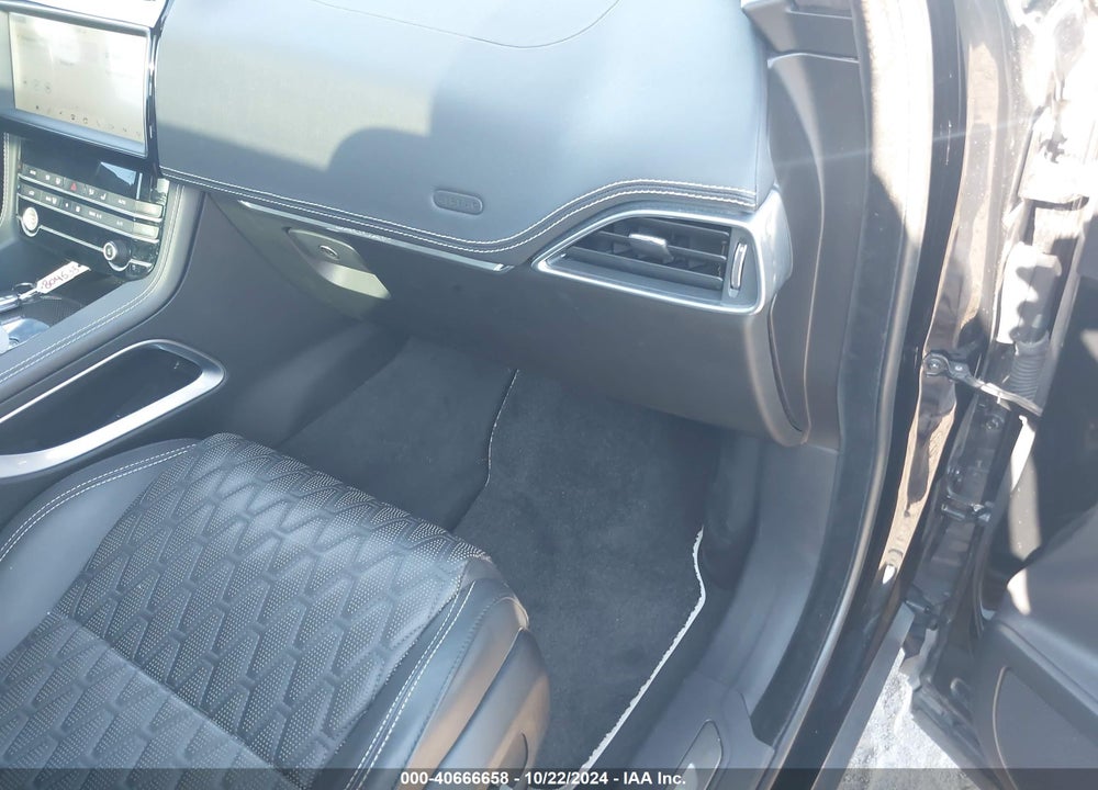 2020 JAGUAR F-PACE SVR P550 AWD AUTOMATIC VIN: SADCZ2EE0LA620420
