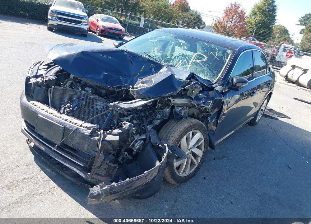 2018 VOLKSWAGEN PASSAT 2.0T SE VIN: 1VWBA7A39JC024785