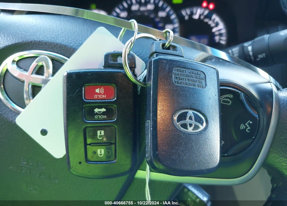 2012 TOYOTA CAMRY HYBRID XLE VIN: 4T1BD1FK1CU024912