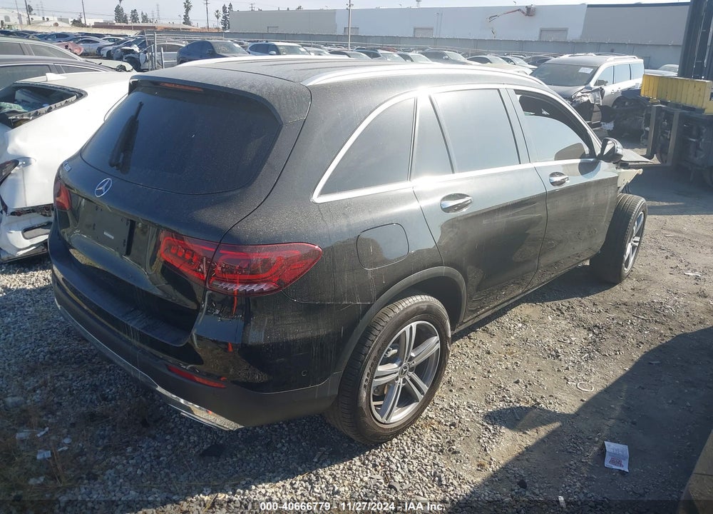 2021 MERCEDES-BENZ GLC 300 SUV VIN: W1N0G8DBXMV321258