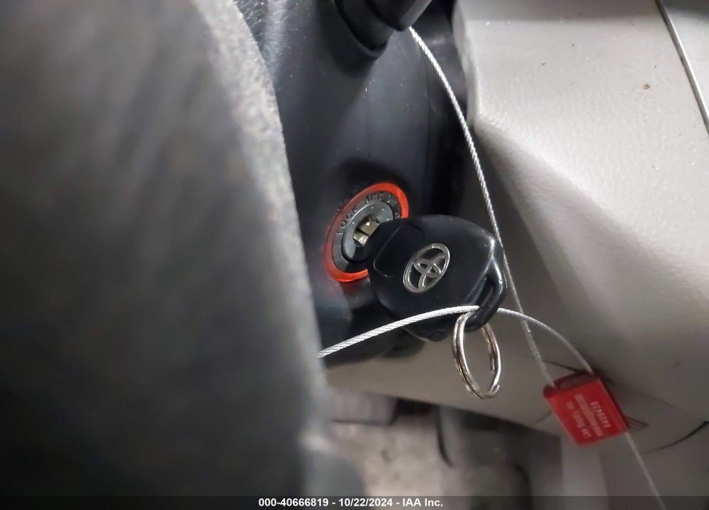 2007 TOYOTA RAV4 VIN: JTMZD33V475073311
