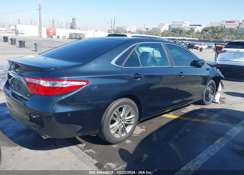 2015 TOYOTA CAMRY SE VIN: 4T1BF1FK7FU955431
