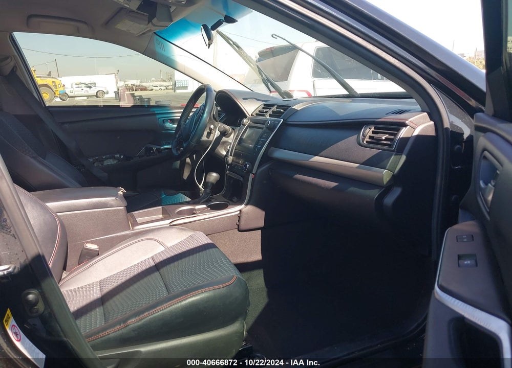 2015 TOYOTA CAMRY SE VIN: 4T1BF1FK7FU955431