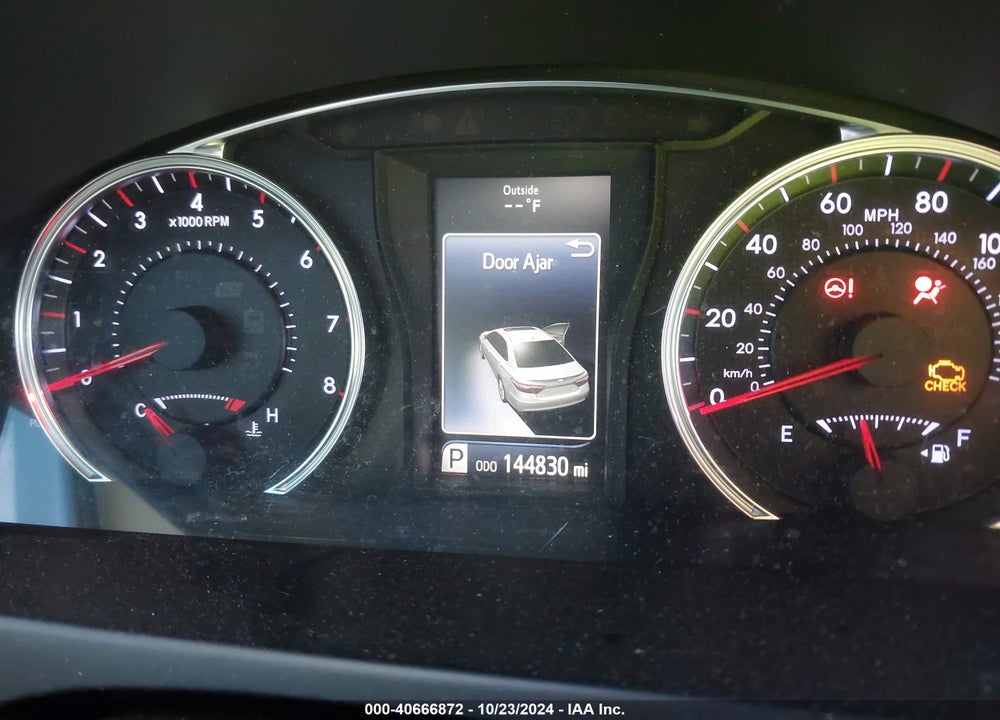 2015 TOYOTA CAMRY SE VIN: 4T1BF1FK7FU955431