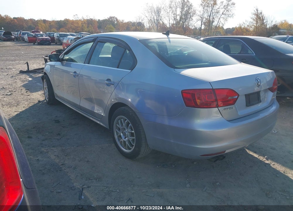 2013 VOLKSWAGEN JETTA 2.0L TDI VIN: 3VWLL7AJ1DM291290