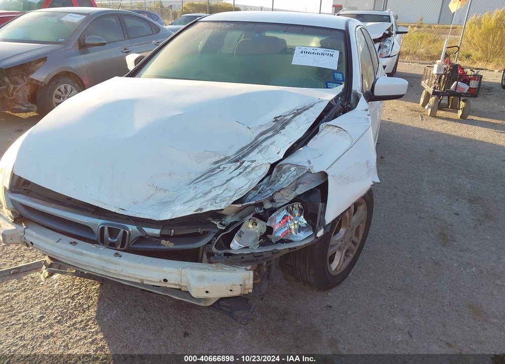 2007 HONDA ACCORD SDN VIN: 1HGCM56327A174965