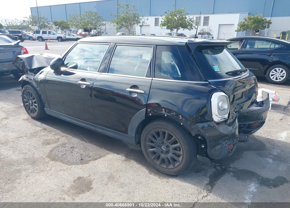 2017 MINI HARDTOP COOPER S VIN: WMWXU3C33H2F48567