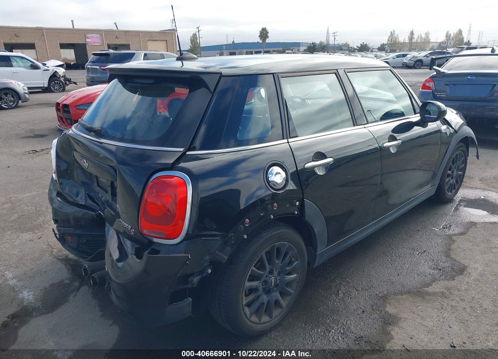 2017 MINI HARDTOP COOPER S VIN: WMWXU3C33H2F48567