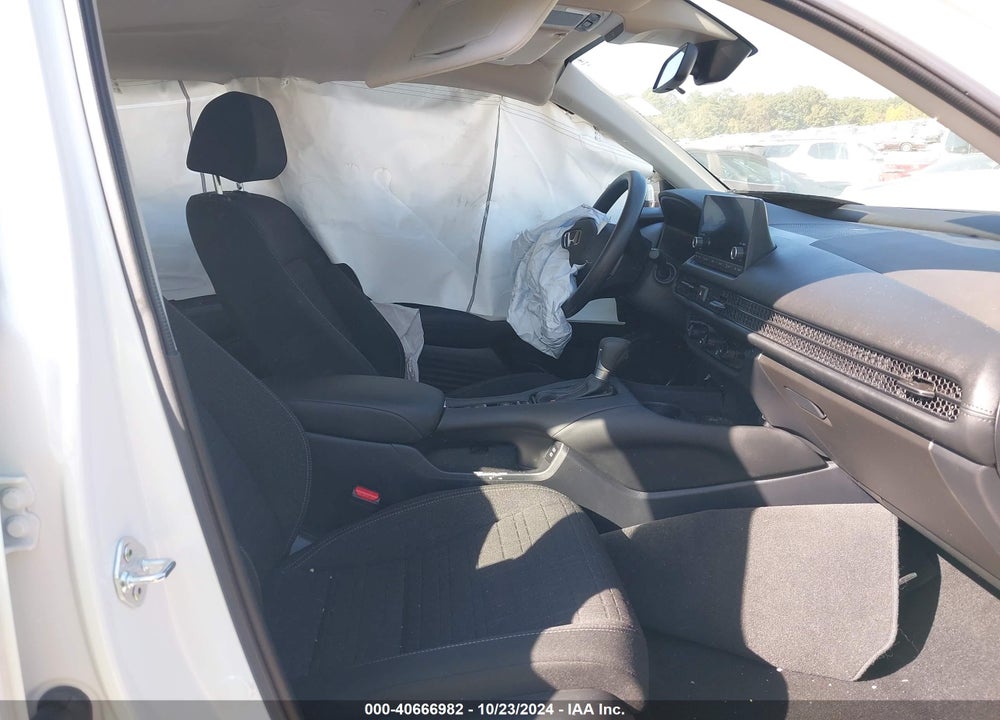 2024 HONDA HR-V 2WD LX VIN: 3CZRZ1H3XRM708844