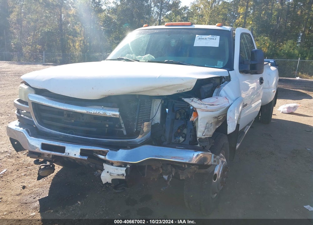 2003 GMC SIERRA 3500 SLE VIN: 1GTJC39113E224216