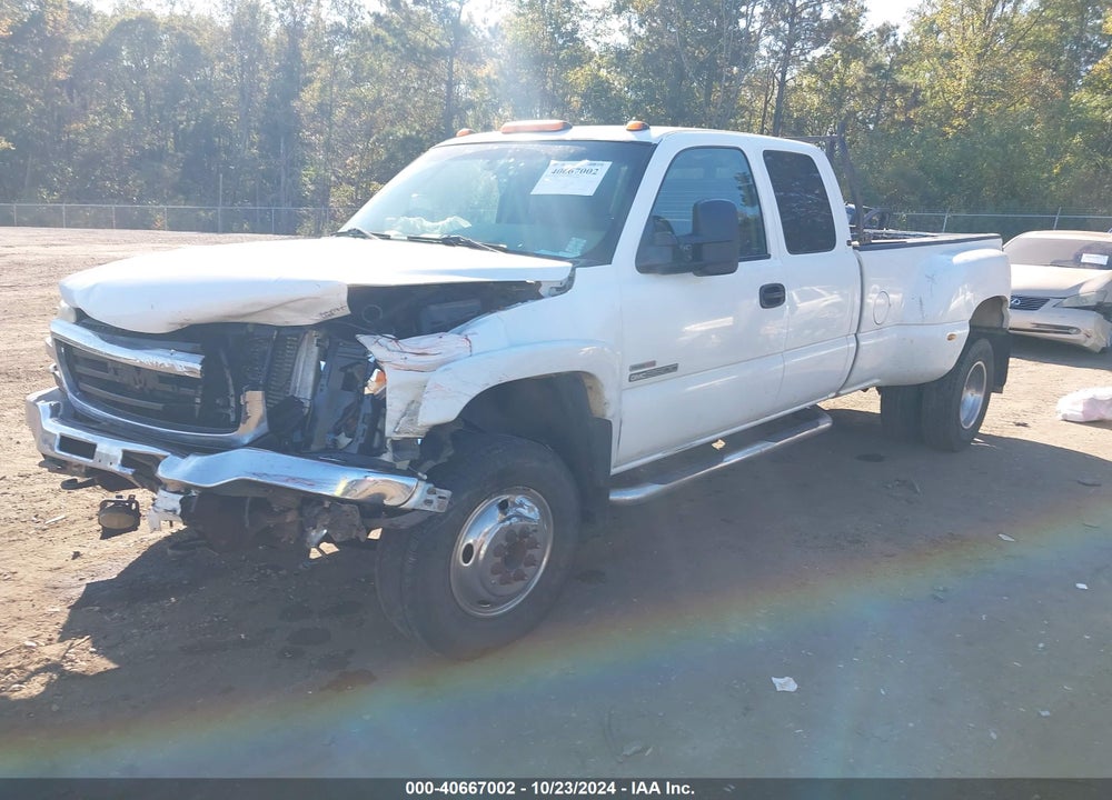 2003 GMC SIERRA 3500 SLE VIN: 1GTJC39113E224216