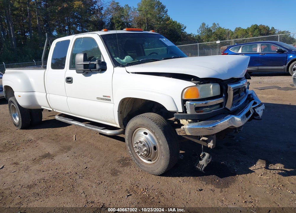 2003 GMC SIERRA 3500 SLE VIN: 1GTJC39113E224216