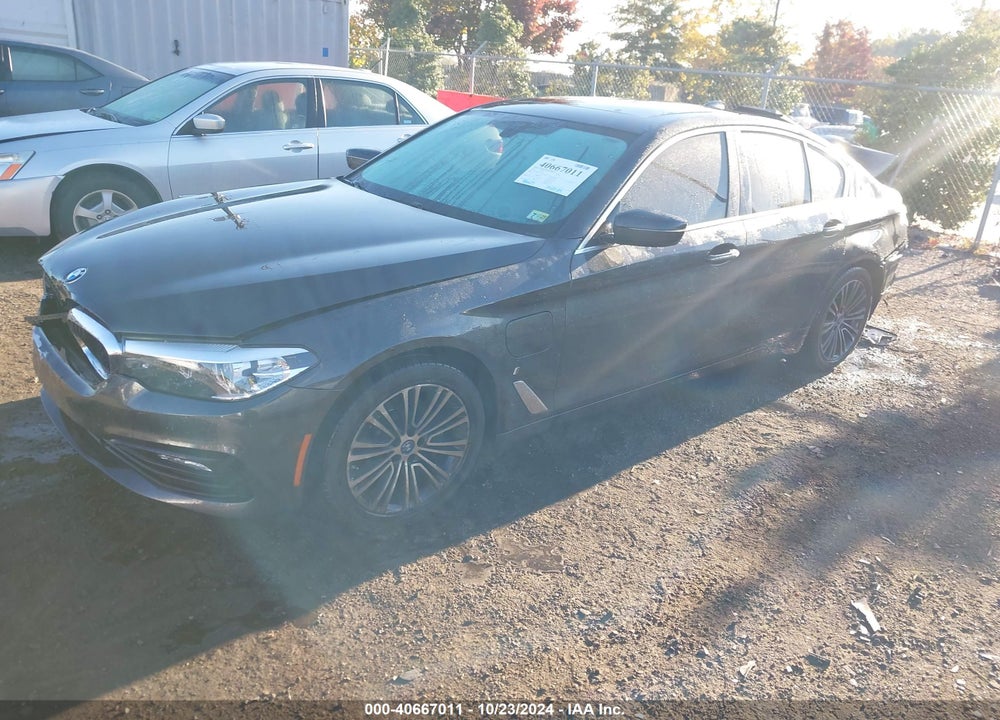 2018 BMW 530E XDRIVE IPERFORMANCE VIN: WBAJB1C52JB374382