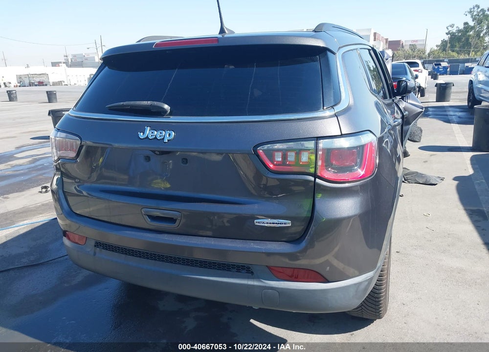 2018 JEEP COMPASS LATITUDE FWD VIN: 3C4NJCBB1JT502104
