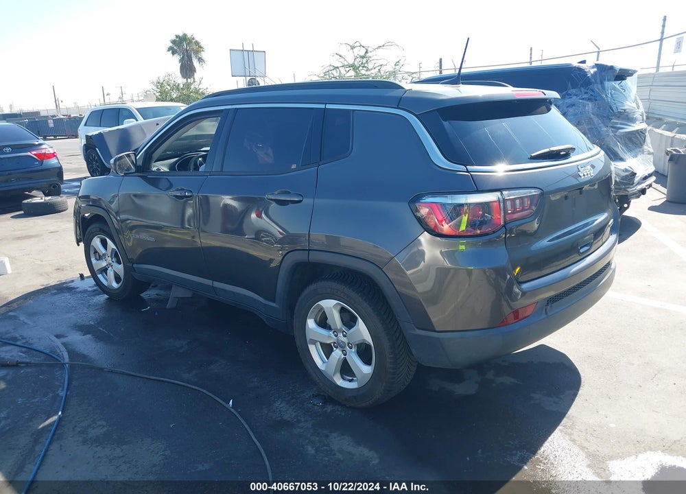 2018 JEEP COMPASS LATITUDE FWD VIN: 3C4NJCBB1JT502104