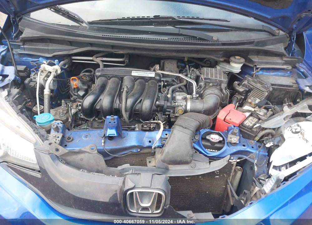 2015 HONDA FIT LX VIN: 3HGGK5G5XFM732568