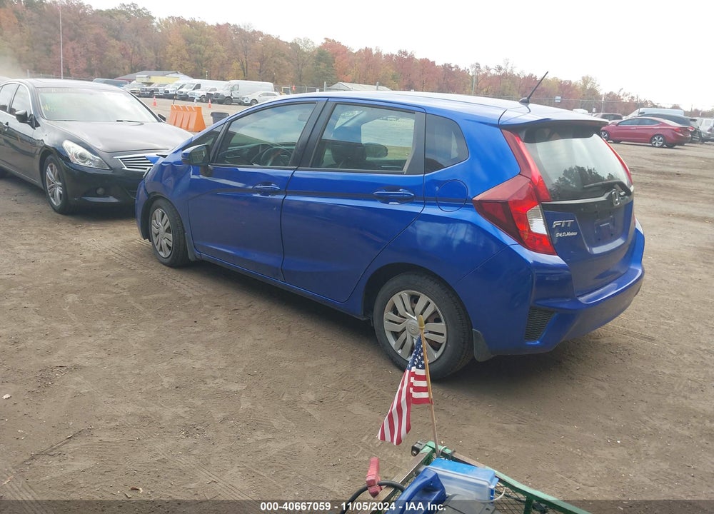 2015 HONDA FIT LX VIN: 3HGGK5G5XFM732568