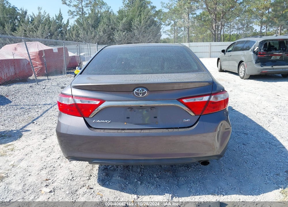 2015 TOYOTA CAMRY SE VIN: 4T1BF1FKXFU044154