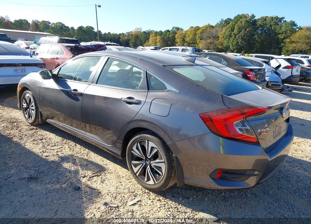 2018 HONDA CIVIC EX-L VIN: JHMFC1F72JX031155