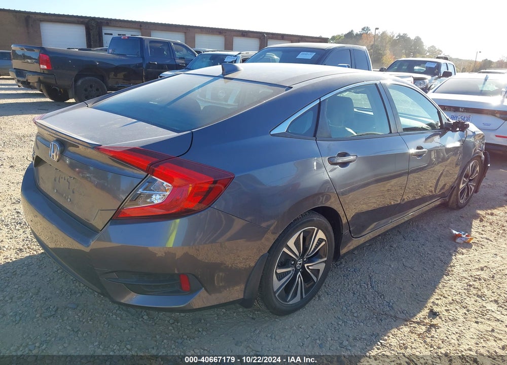 2018 HONDA CIVIC EX-L VIN: JHMFC1F72JX031155