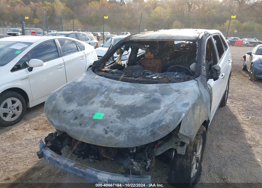 2014 KIA SORENTO LX VIN: 5XYKTCA68EG544459