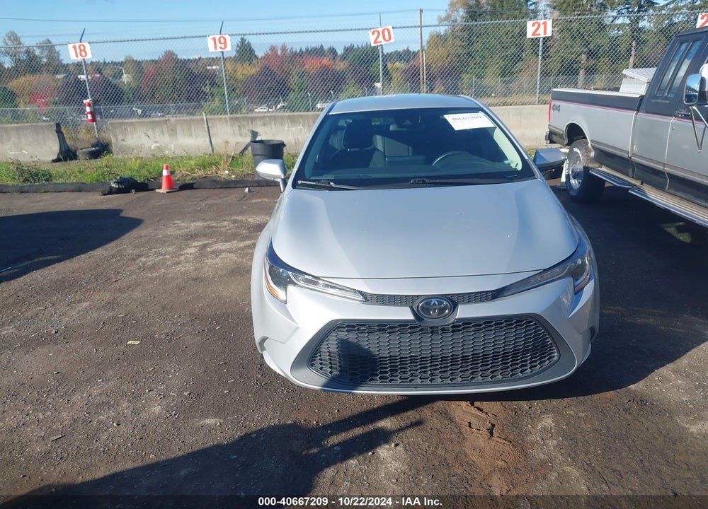2022 TOYOTA COROLLA LE VIN: 5YFEPMAE7NP325437