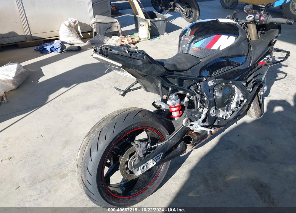 2024 BMW S 1000 RR VIN: WB10E6307R6J95909