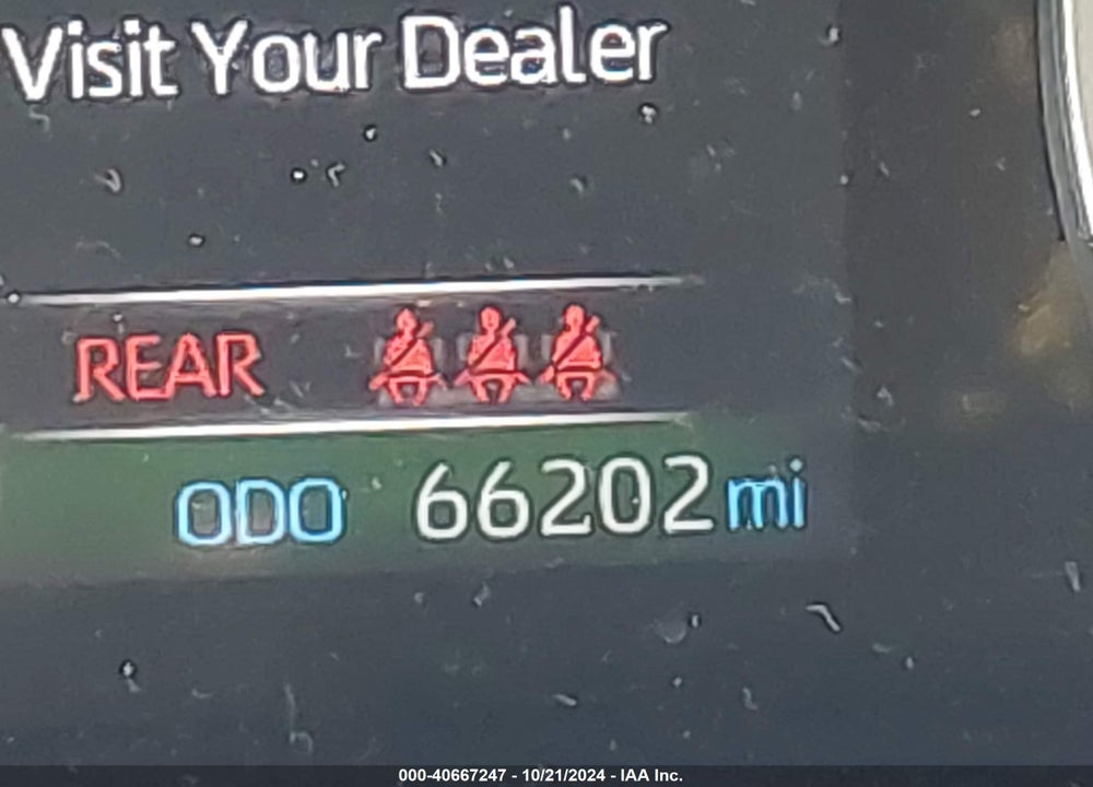2019 TOYOTA RAV4 XLE VIN: 2T3W1RFV3KW027139
