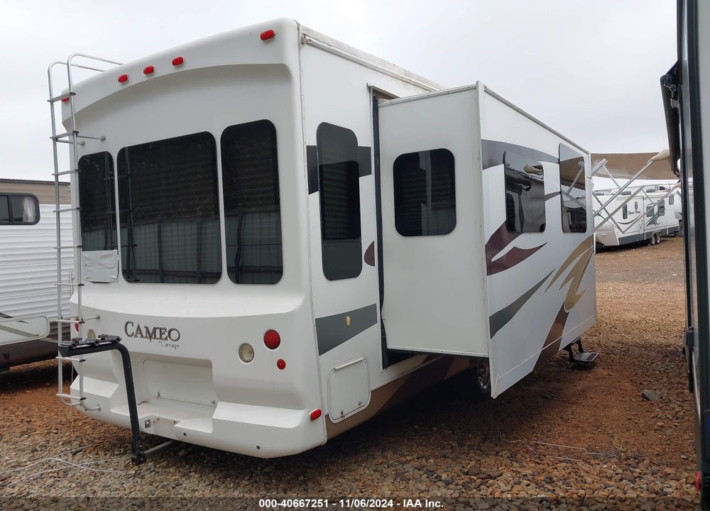 2008 CARRIAGE CAMEO 33CKQ VIN: 16F62E5R481A09415