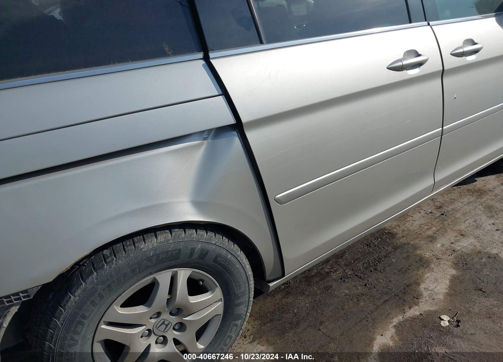 2006 HONDA ODYSSEY EX-L VIN: 5FNRL38756B412233