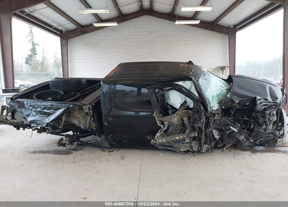 2019 GMC SIERRA 1500 AT4 VIN: 1GTP9EEL5KZ142430