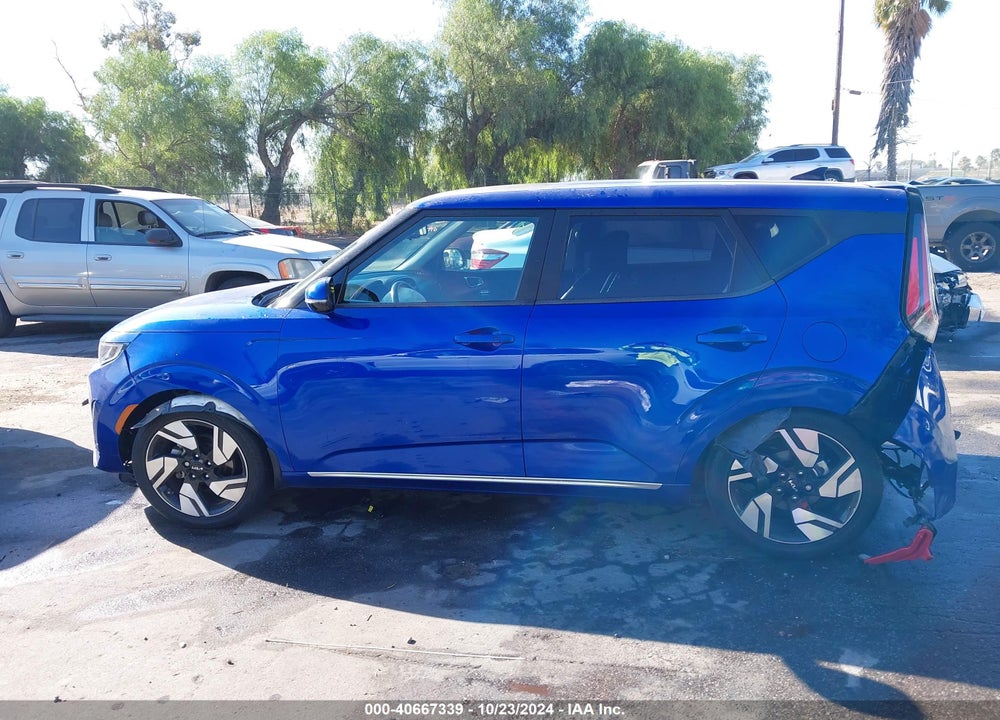 2023 KIA SOUL VIN: KNDJ53AU3P7210795