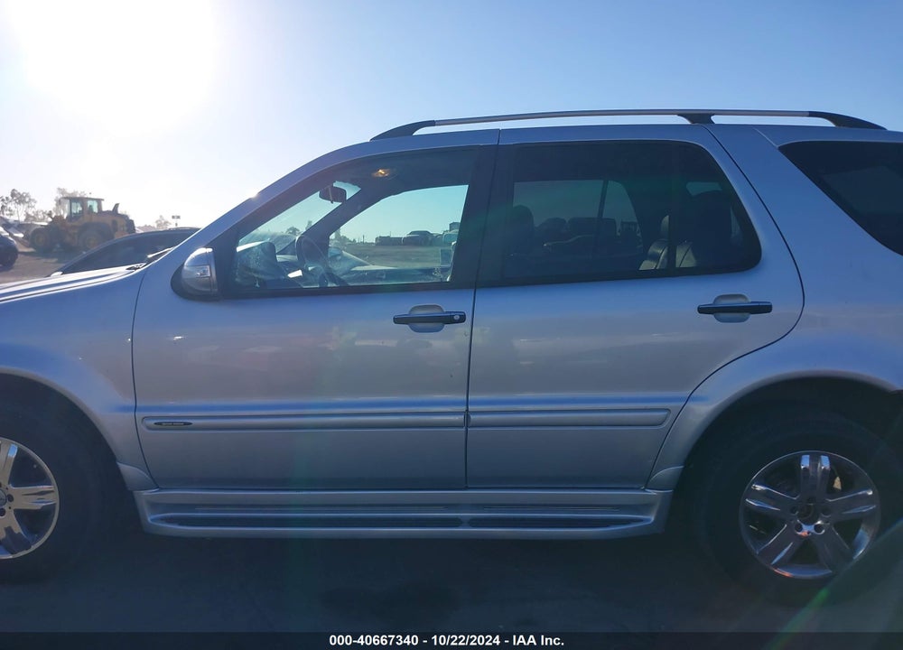 2005 MERCEDES-BENZ ML 350 4MATIC VIN: 4JGAB57EX5A566242