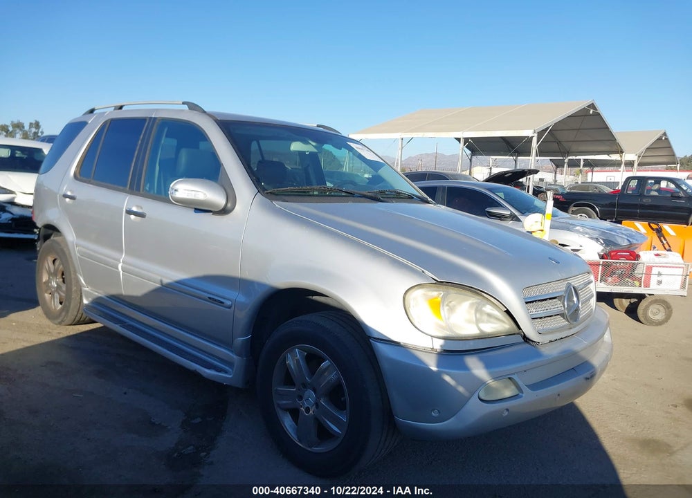 2005 MERCEDES-BENZ ML 350 4MATIC VIN: 4JGAB57EX5A566242