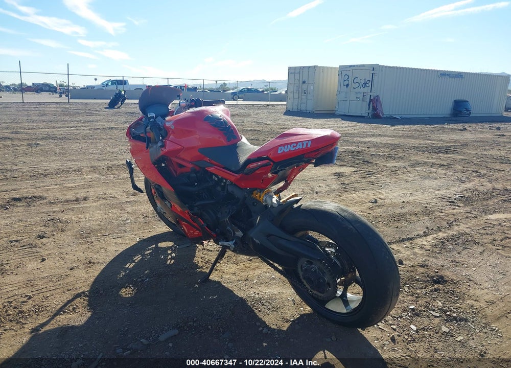 2020 DUCATI SUPERSPORT VIN: ZDMVABDS6LB009373